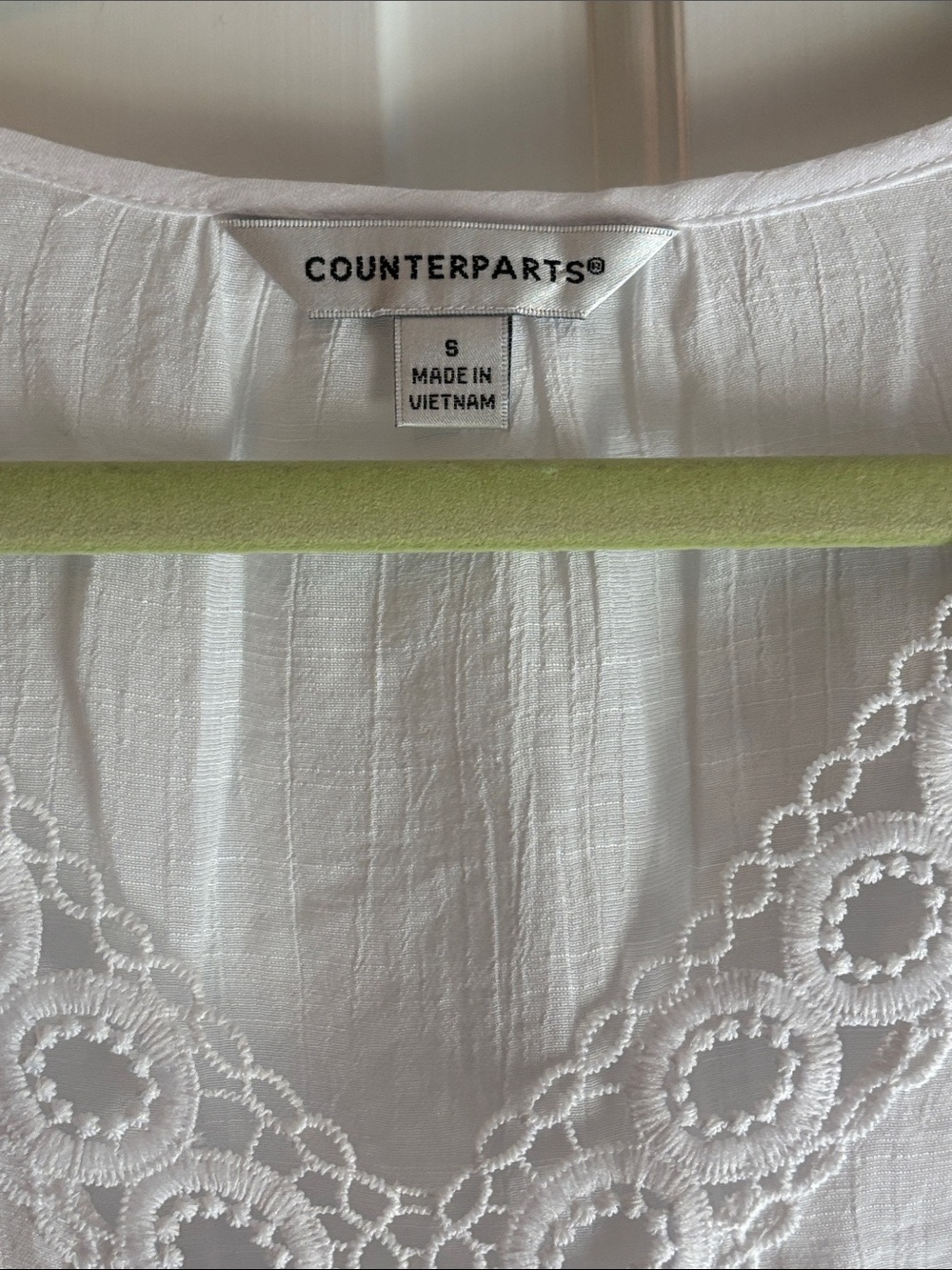 Counterparts White Gauze Peasant Top with Crochet Lace Trim Size Small - Picture 2 of 4